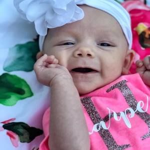 Meet your Posher, Crystal